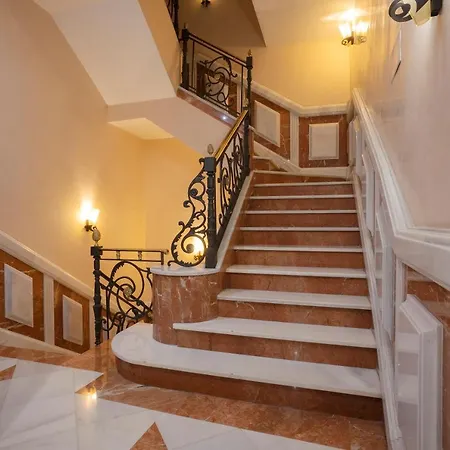 De La Guardia Loft Rosal